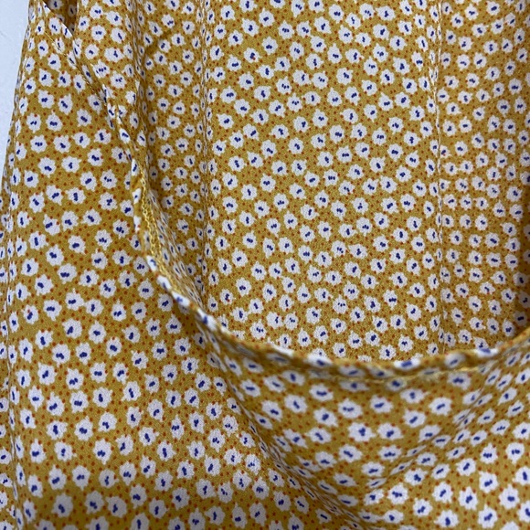 SHEIN Wrap Dress Tan with red dots and white with blue dots - Picture 6 of 7